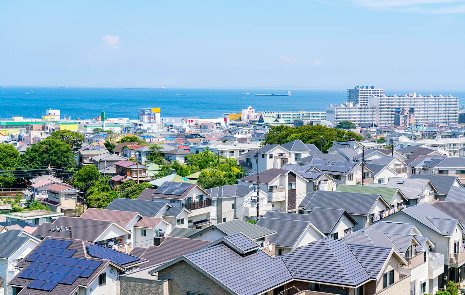 <p>神奈川から住まいを装う<br />
住宅資材の総合商社</p>
